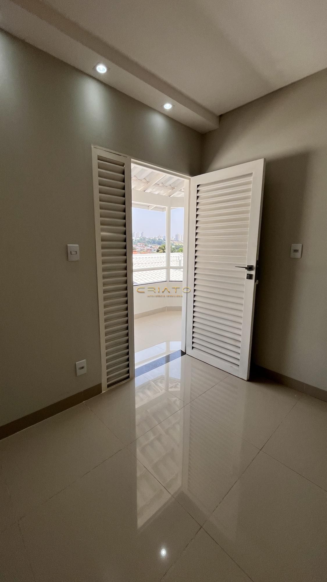 Sobrado à venda com 4 quartos, 344m² - Foto 58