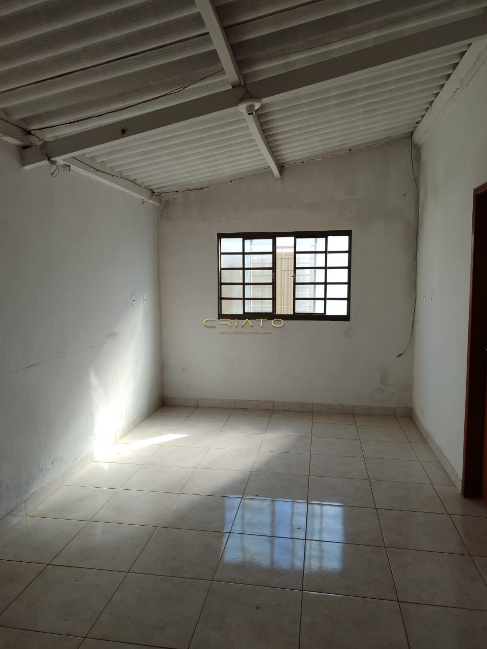 Casa à venda com 5 quartos, 200m² - Foto 8