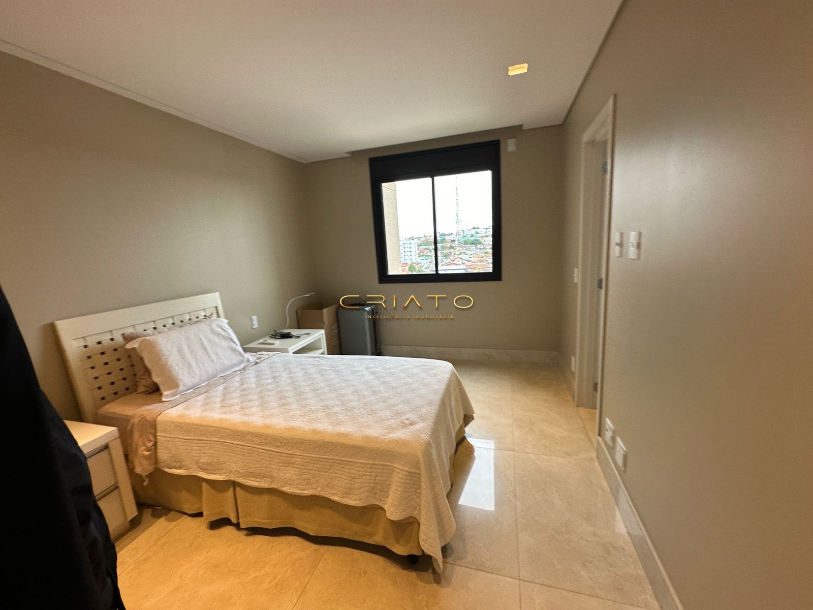 Apartamento à venda com 3 quartos, 230m² - Foto 11