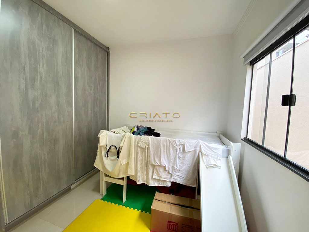 Casa à venda com 3 quartos, 110m² - Foto 14