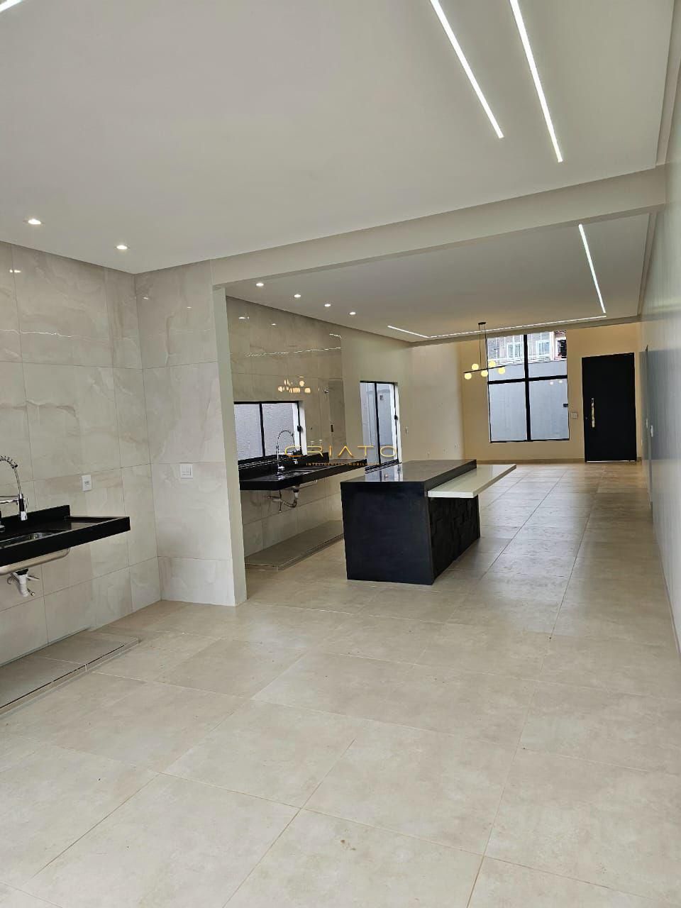 Casa à venda com 3 quartos, 175m² - Foto 4