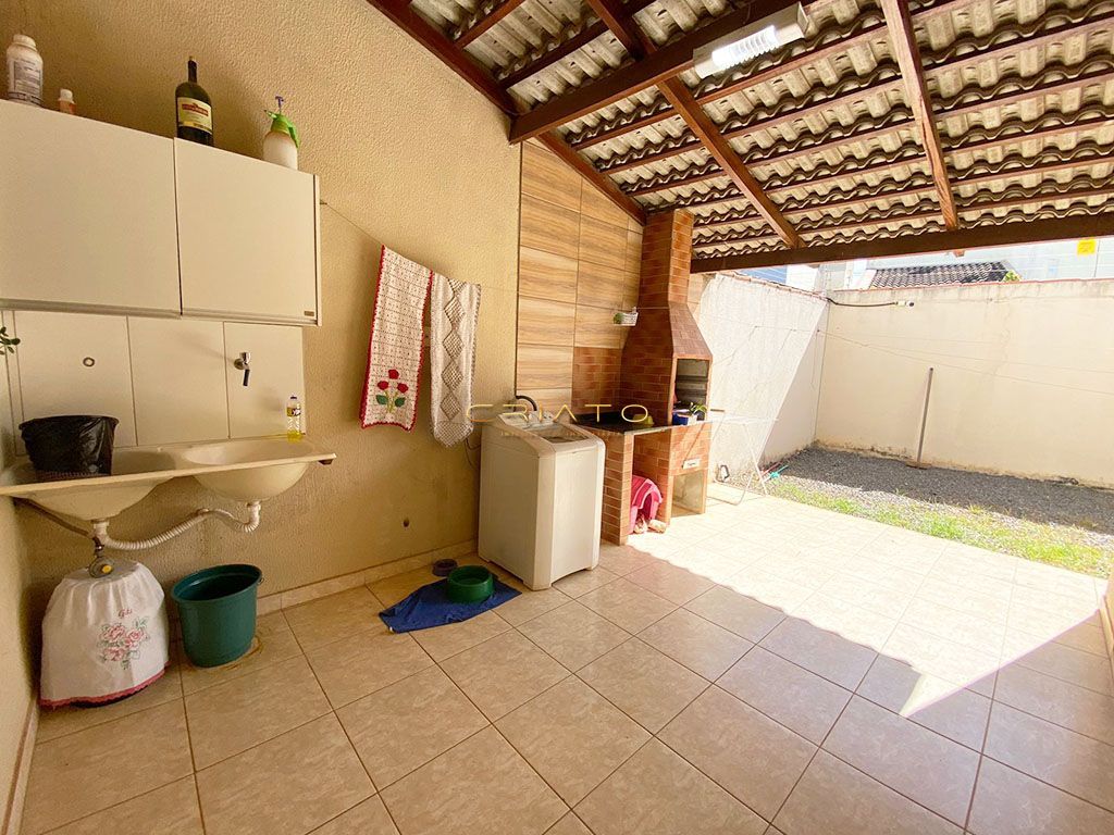 Casa à venda com 3 quartos, 113m² - Foto 15