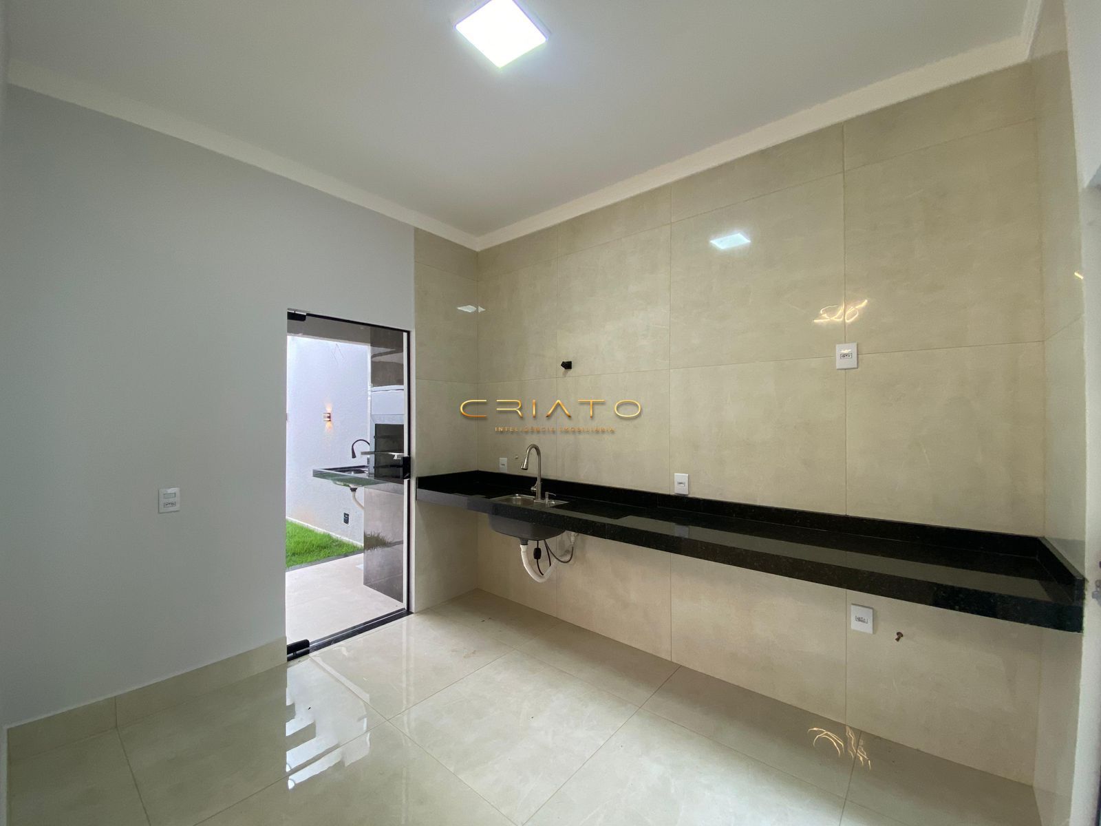 Casa à venda com 3 quartos, 105m² - Foto 10