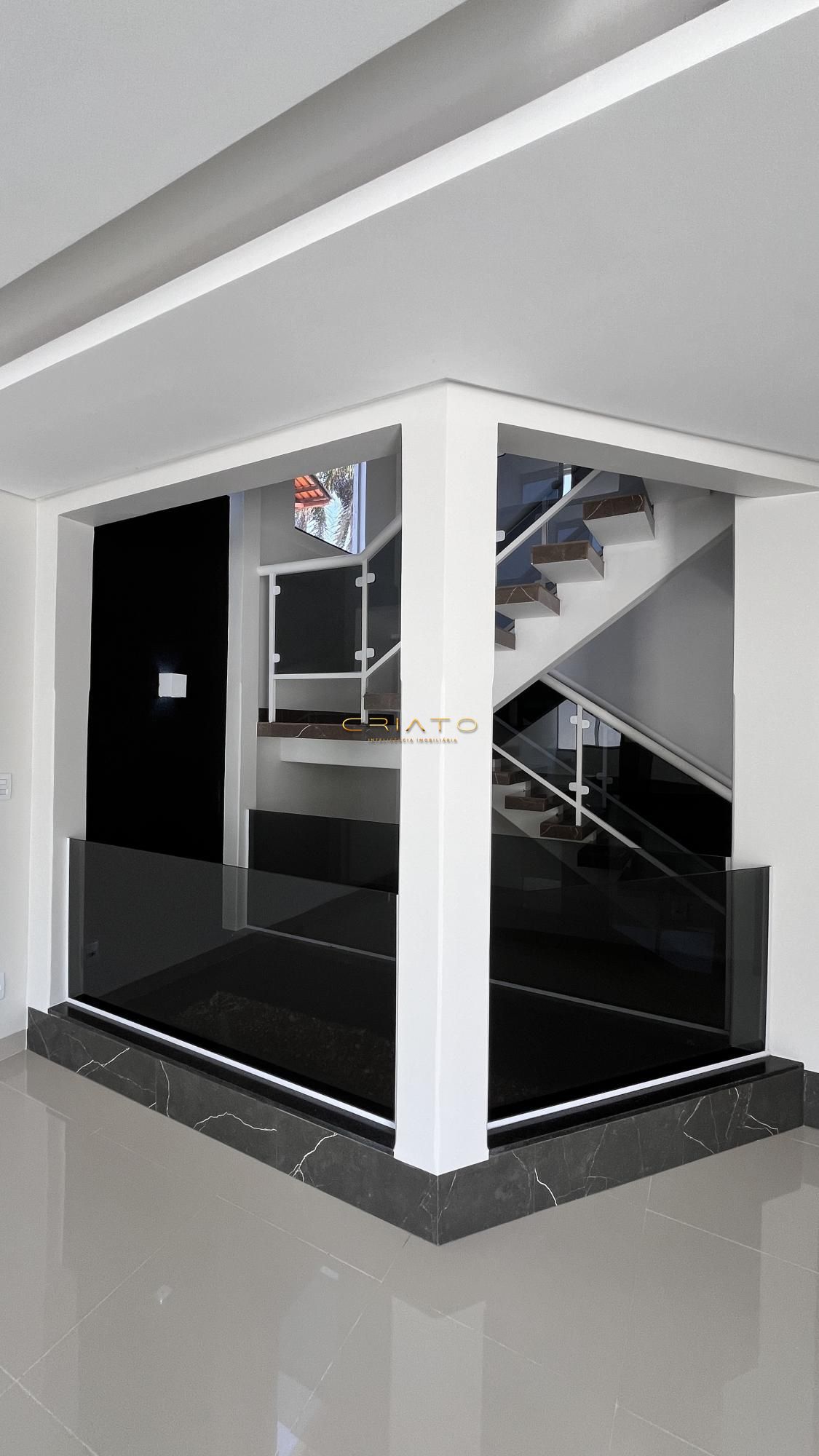Sobrado à venda com 4 quartos, 344m² - Foto 23