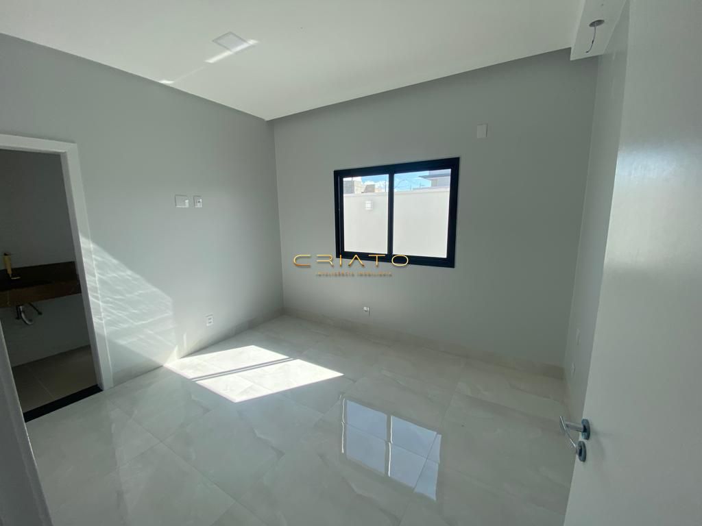 Casa à venda com 4 quartos, 201m² - Foto 16