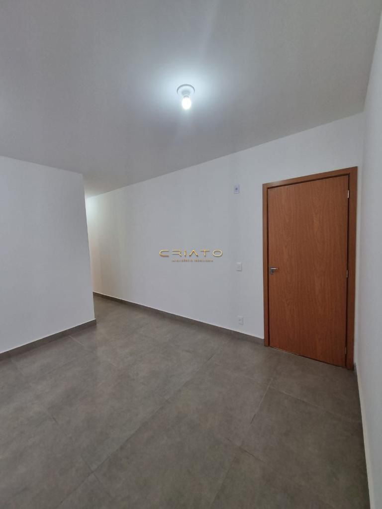 Apartamento à venda com 2 quartos, 47m² - Foto 4