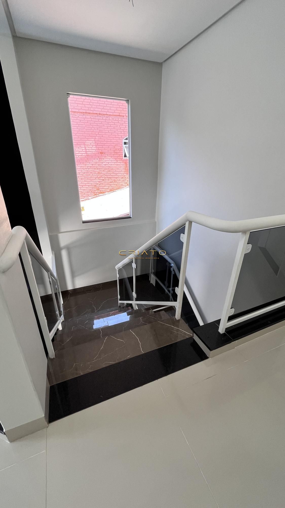 Sobrado à venda com 4 quartos, 344m² - Foto 47