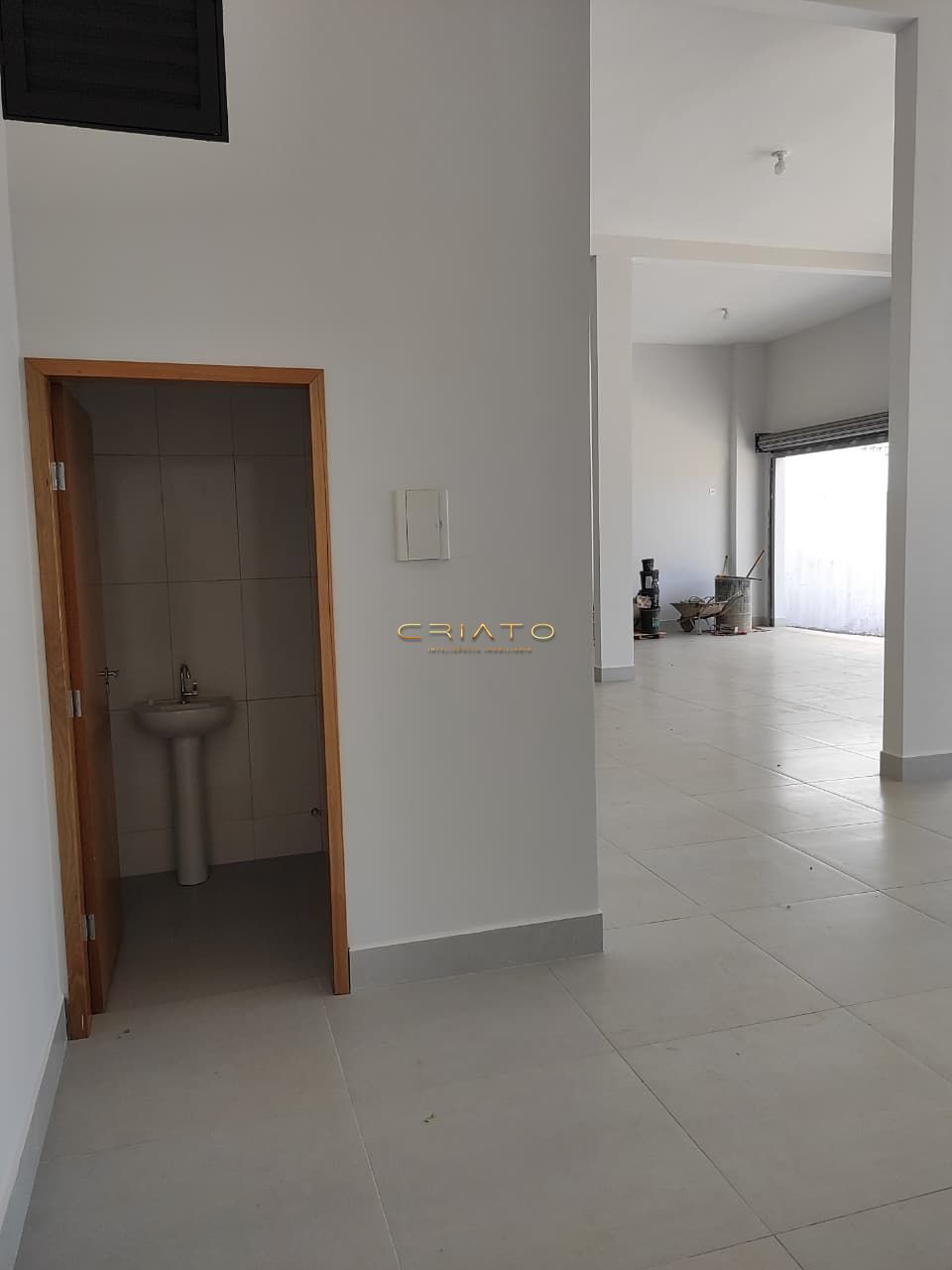 Conjunto Comercial-Sala para alugar com 3 quartos, 150m² - Foto 13