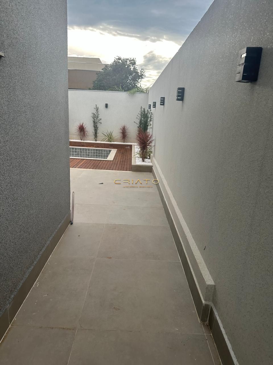 Casa à venda com 4 quartos, 280m² - Foto 14