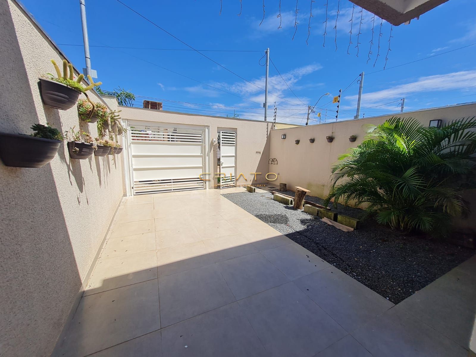 Casa com 3 Dormitórios à venda, 100 m² por R$ 400.000,00 Casa com 3 Dormitórios à venda, 100 m² por R$ 400.000,00