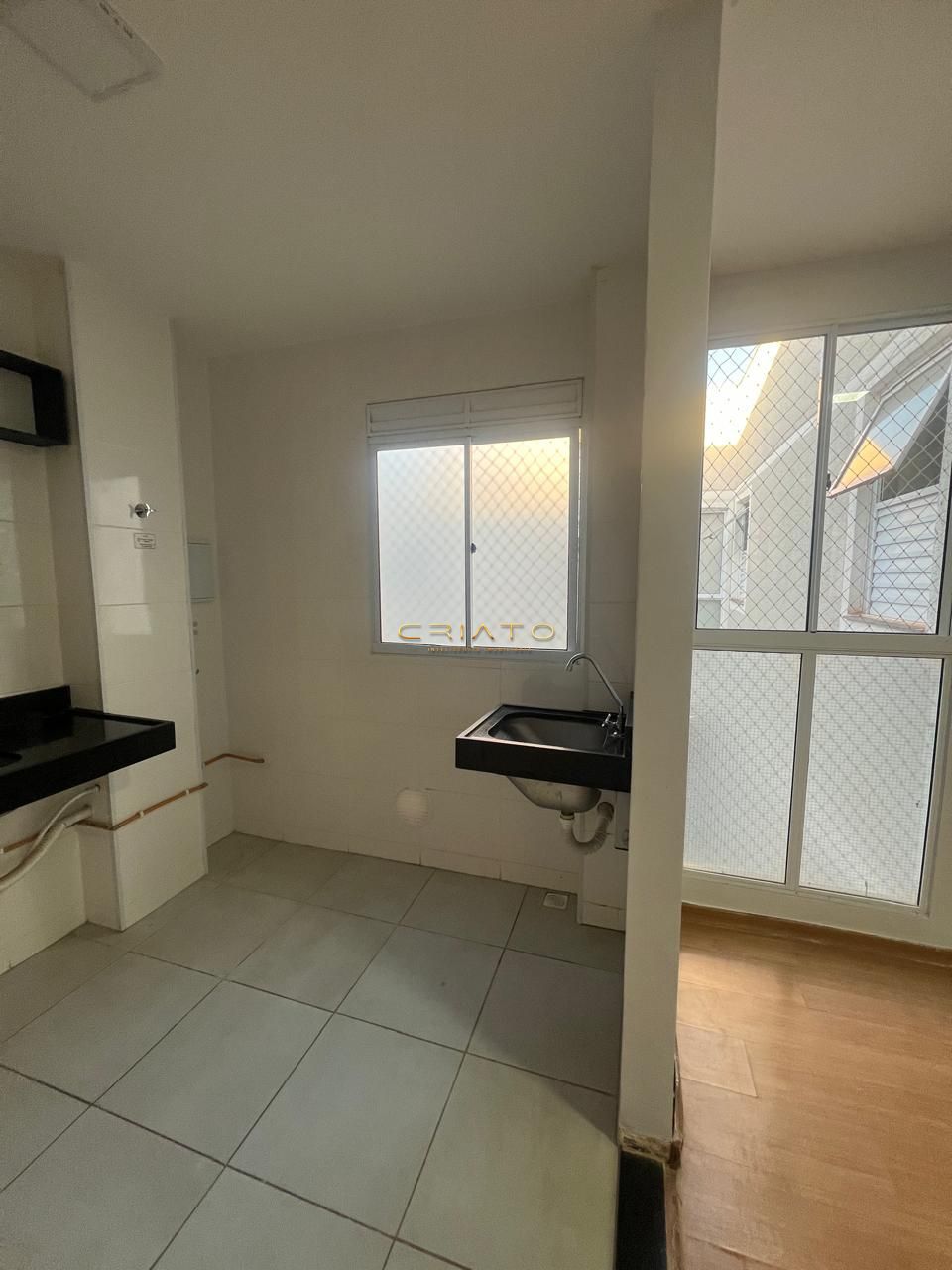 Apartamento à venda com 2 quartos, 41m² - Foto 4