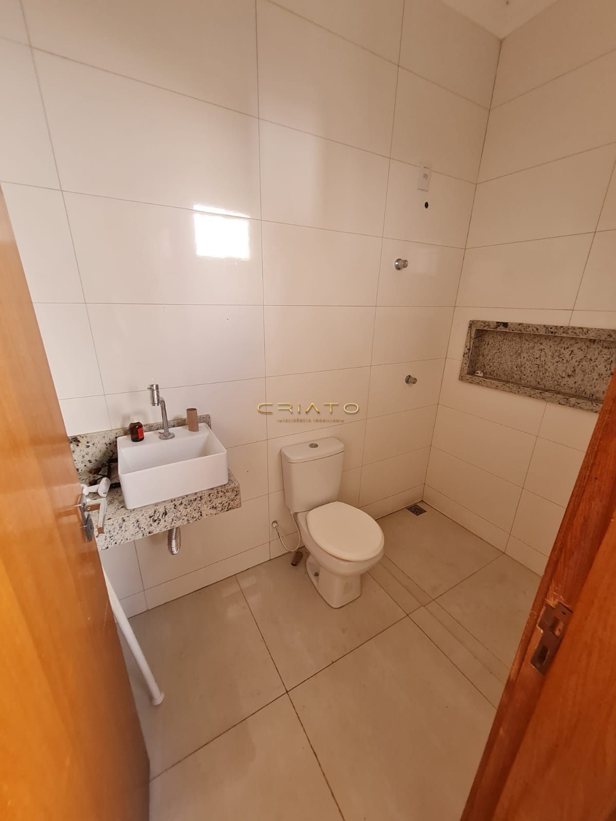 Casa com 3 Dormitórios à venda, 100 m² por R$ 400.000,00 Casa com 3 Dormitórios à venda, 100 m² por R$ 400.000,00