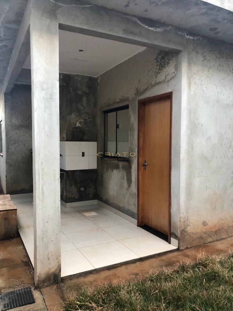 Casa à venda com 2 quartos, 82m² - Foto 14