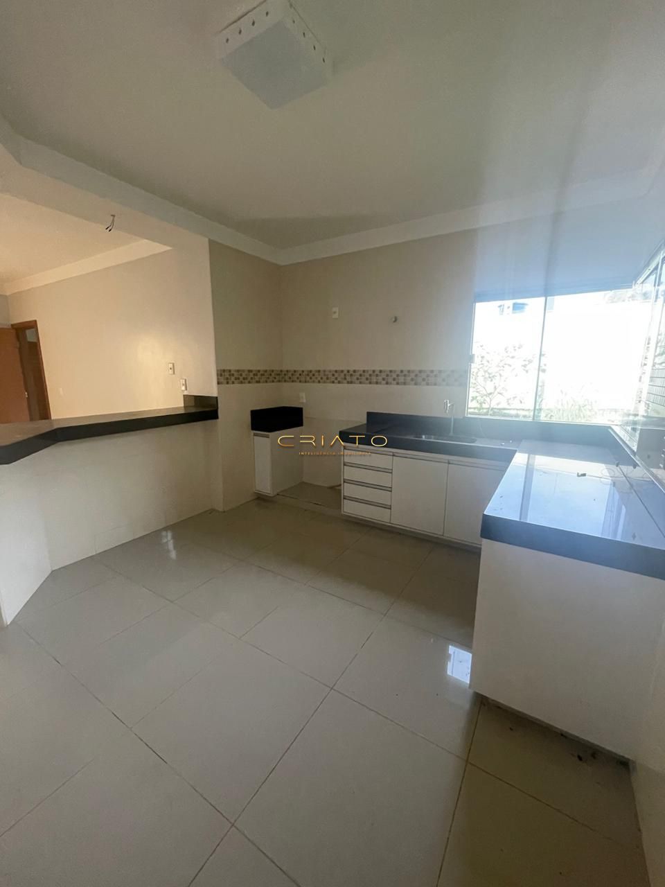 Casa à venda com 3 quartos, 234m² - Foto 18