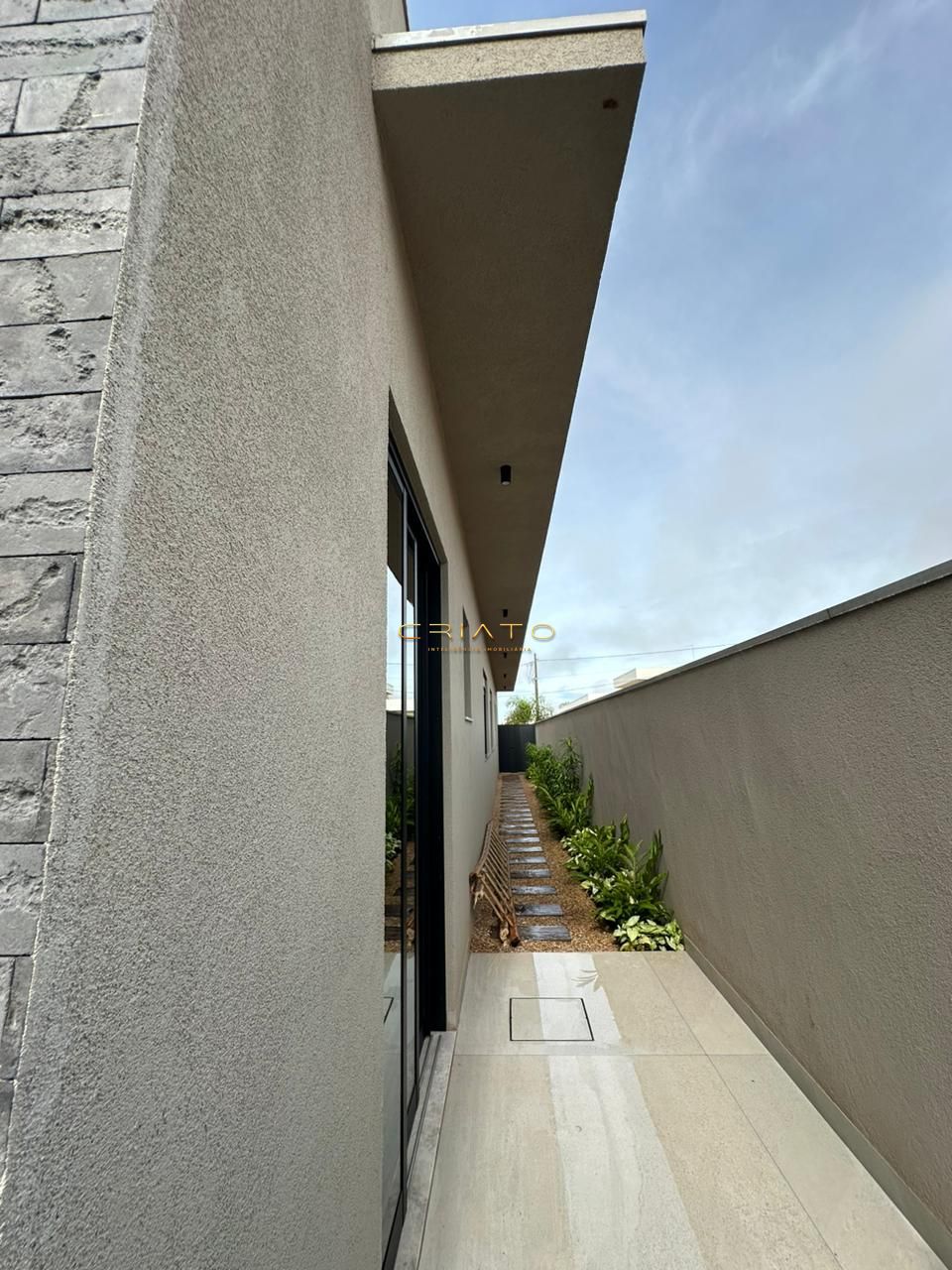 Casa de Condomínio à venda com 4 quartos, 305m² - Foto 17