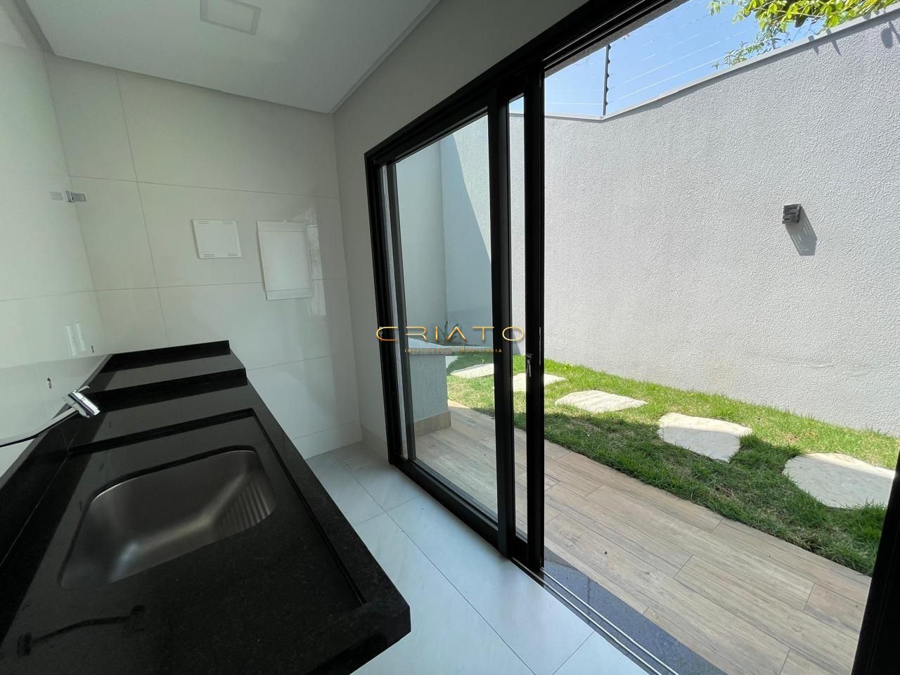 Casa à venda com 4 quartos, 266m² - Foto 23