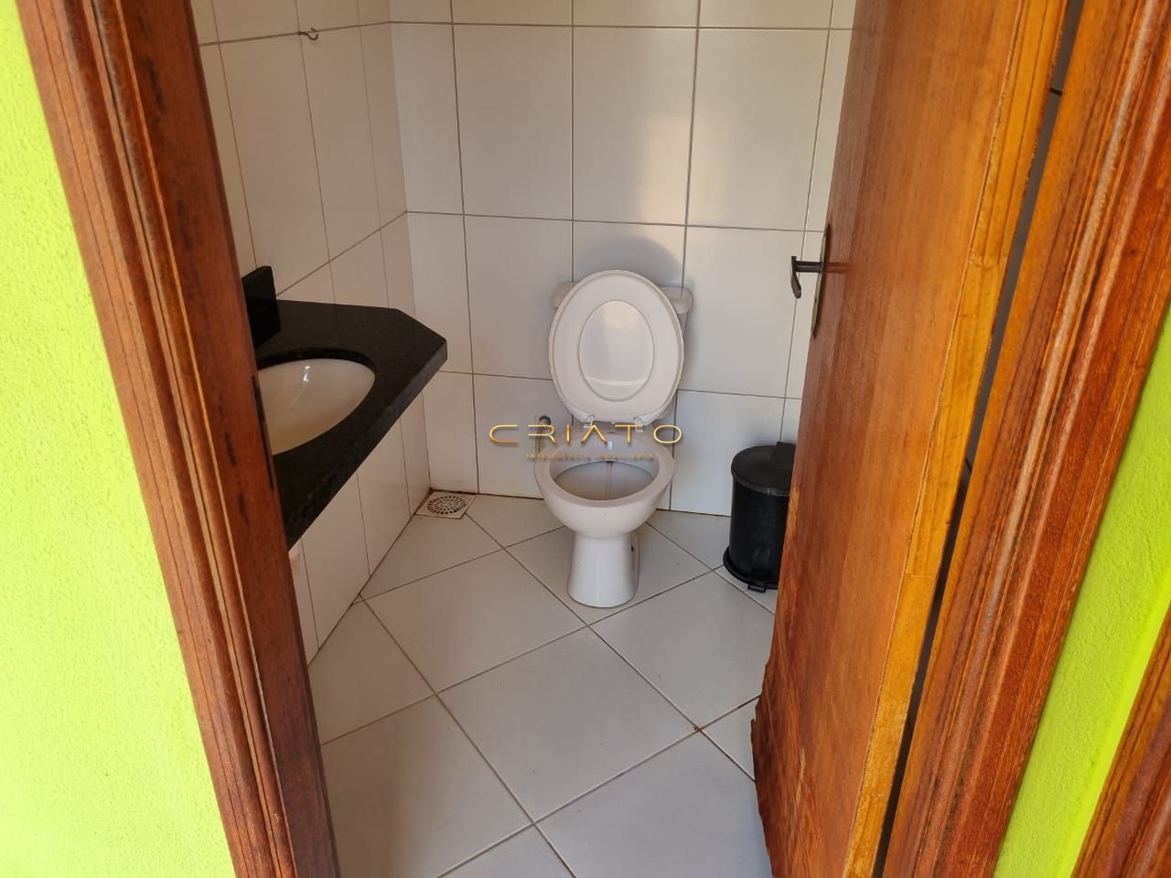 Casa à venda com 3 quartos, 18m² - Foto 14