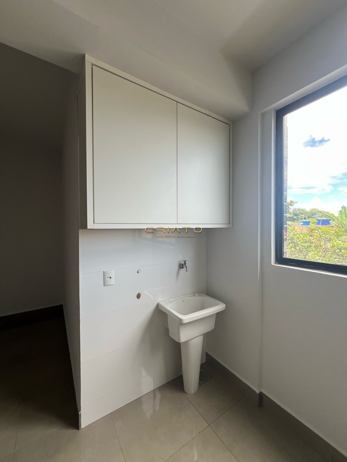 Apartamento com 1 Dormitórios à venda, 28 m² por R$ 210.000,00 Apartamento com 1 Dormitórios à venda, 28 m² por R$ 210.000,00