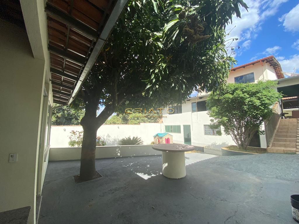 Sobrado à venda com 3 quartos, 287m² - Foto 12
