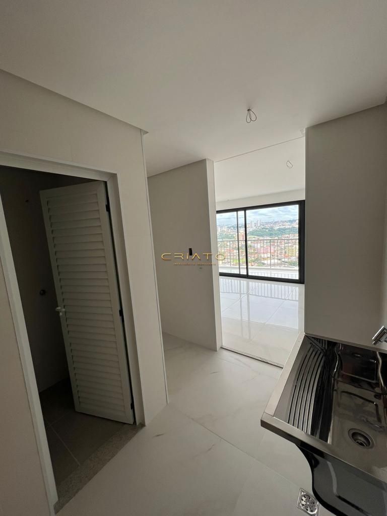 Apartamento à venda com 3 quartos, 149m² - Foto 13