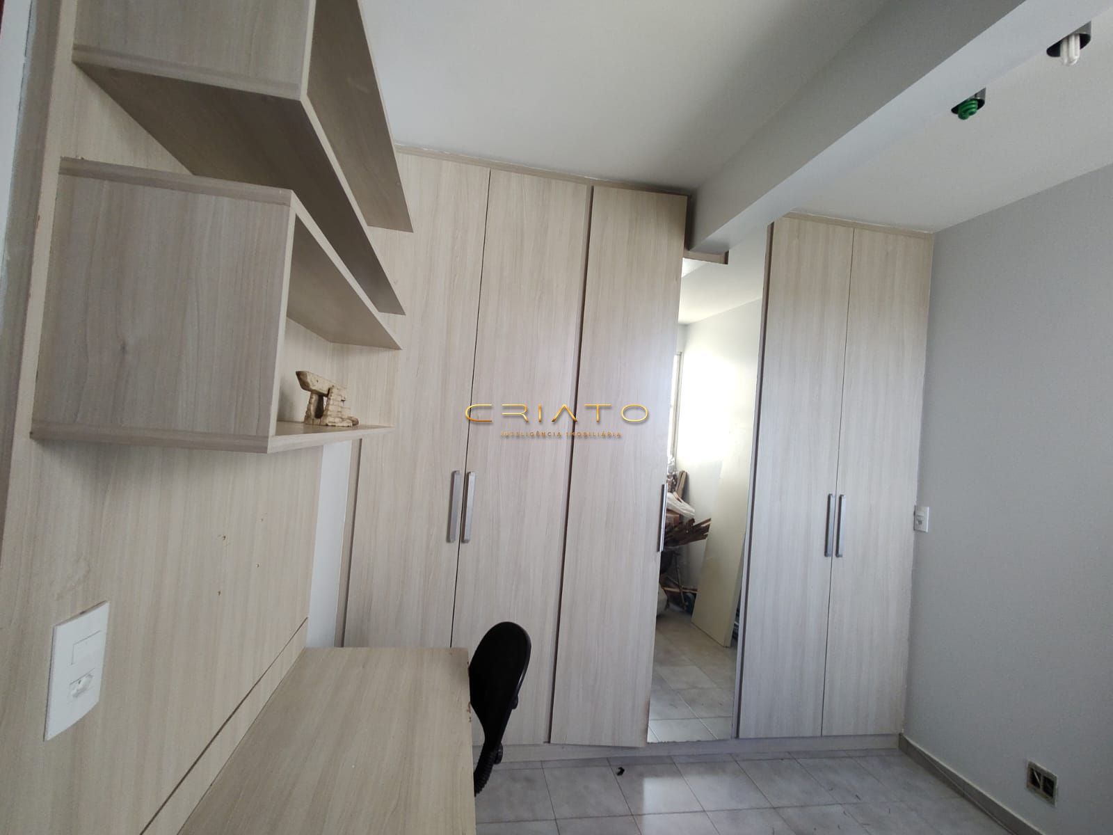 Apartamento à venda com 4 quartos, 238m² - Foto 22