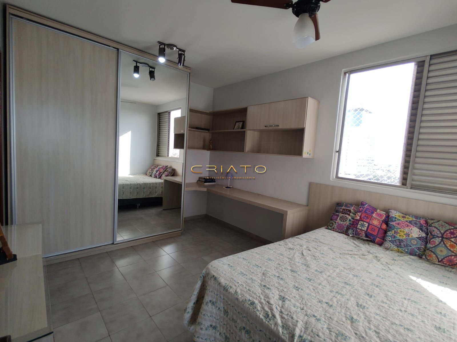 Apartamento à venda com 4 quartos, 238m² - Foto 16