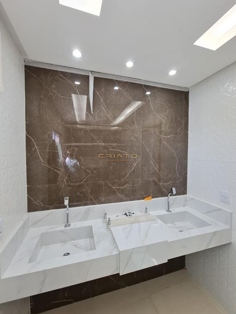 Sobrado à venda com 4 quartos, 344m² - Foto 33