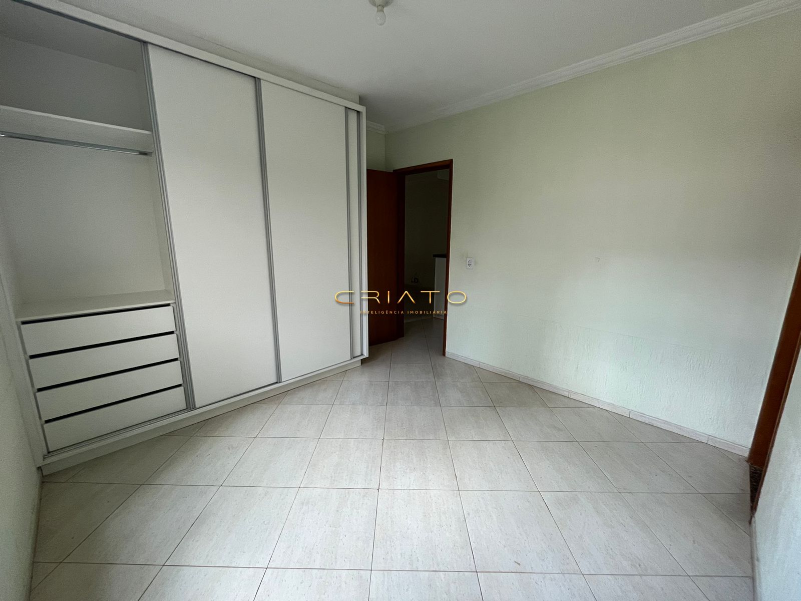 Apartamento para alugar com 2 quartos, 56m² - Foto 12