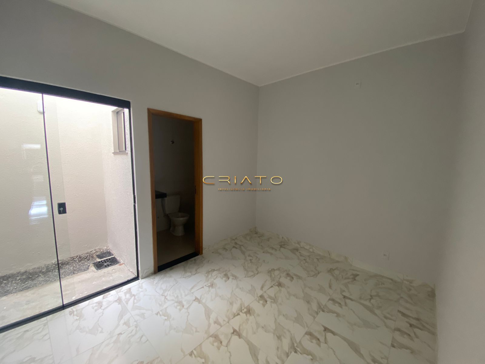 Casa à venda com 2 quartos, 70m² - Foto 9