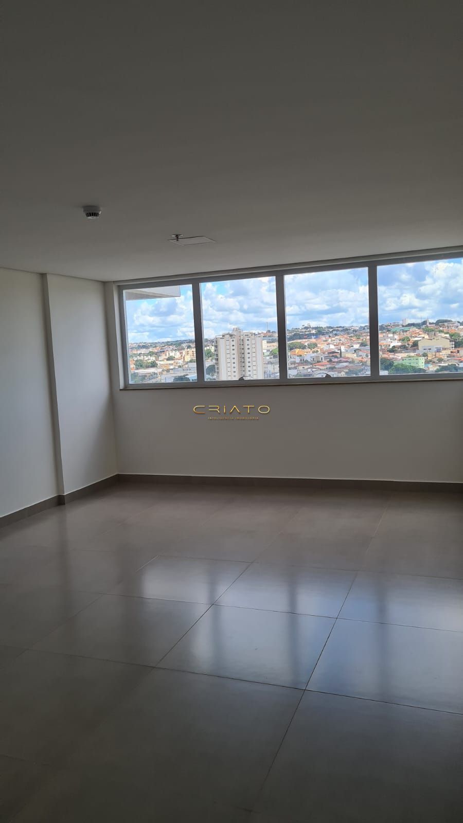 Conjunto Comercial-Sala à venda com 1 quarto, 32m² - Foto 3