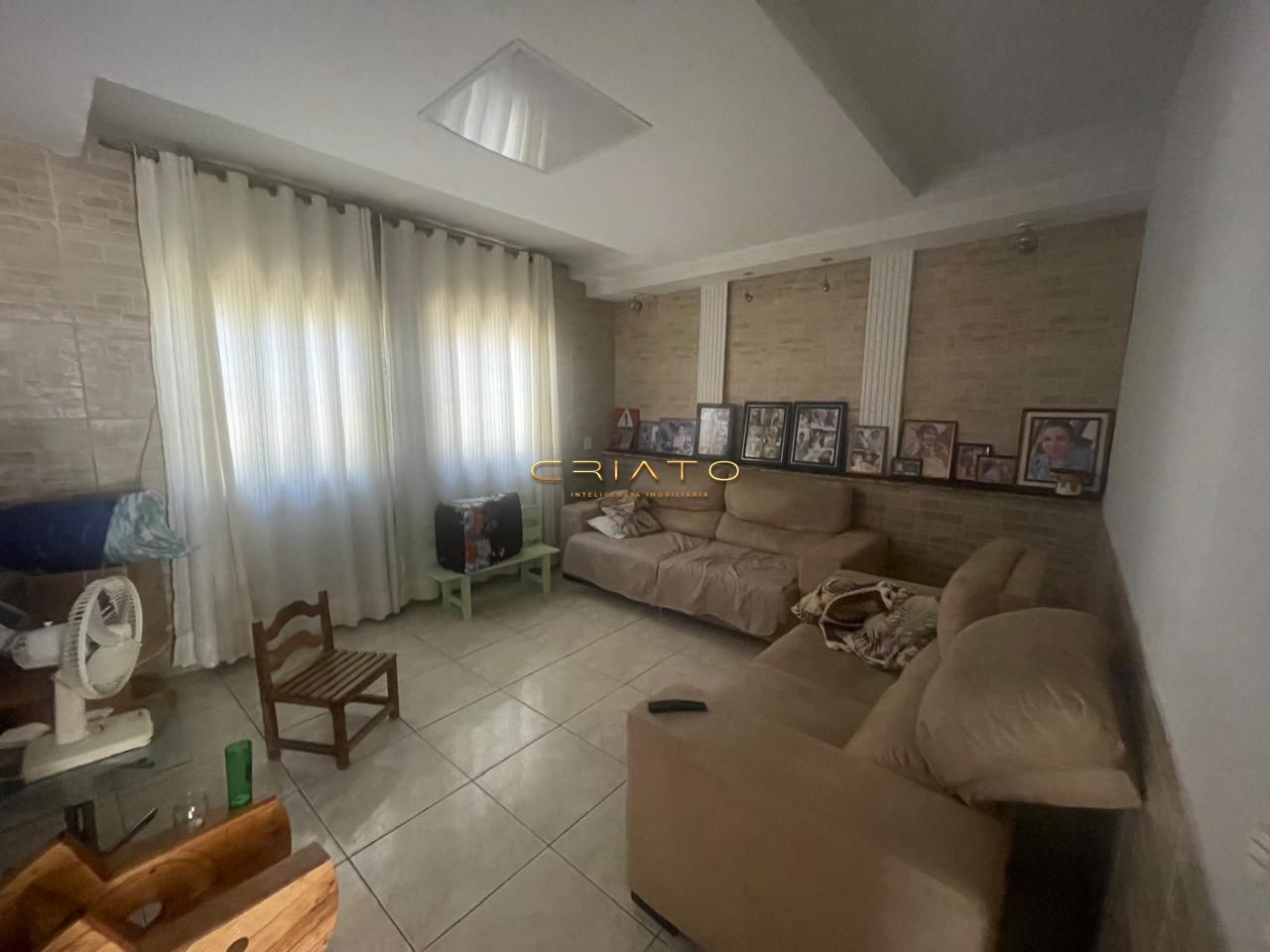 Casa à venda com 3 quartos, 262m² - Foto 4