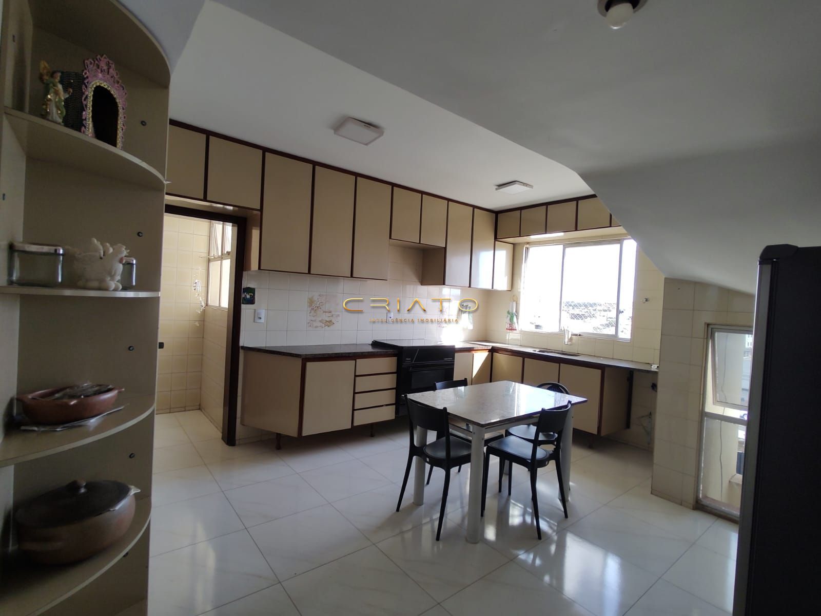 Apartamento à venda com 4 quartos, 238m² - Foto 24