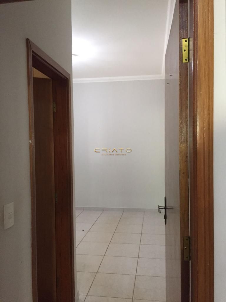 Casa à venda com 2 quartos, 200m² - Foto 9