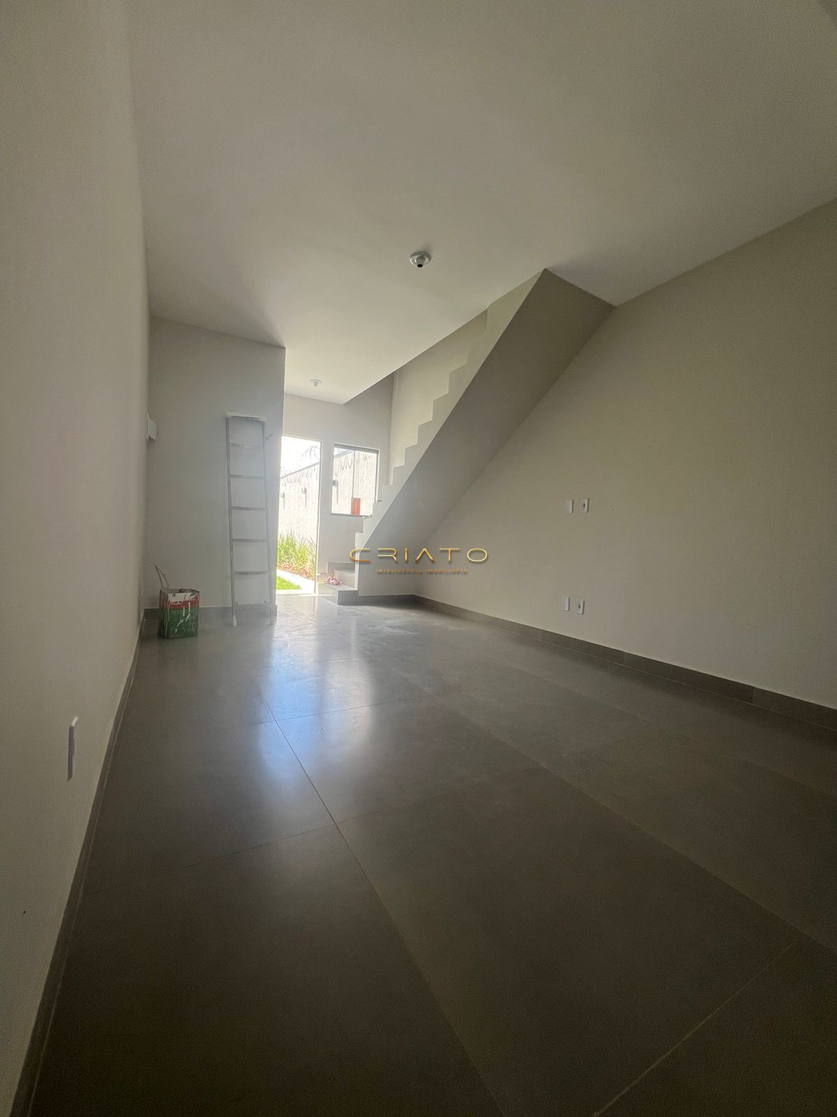 Sobrado à venda com 2 quartos, 70m² - Foto 1