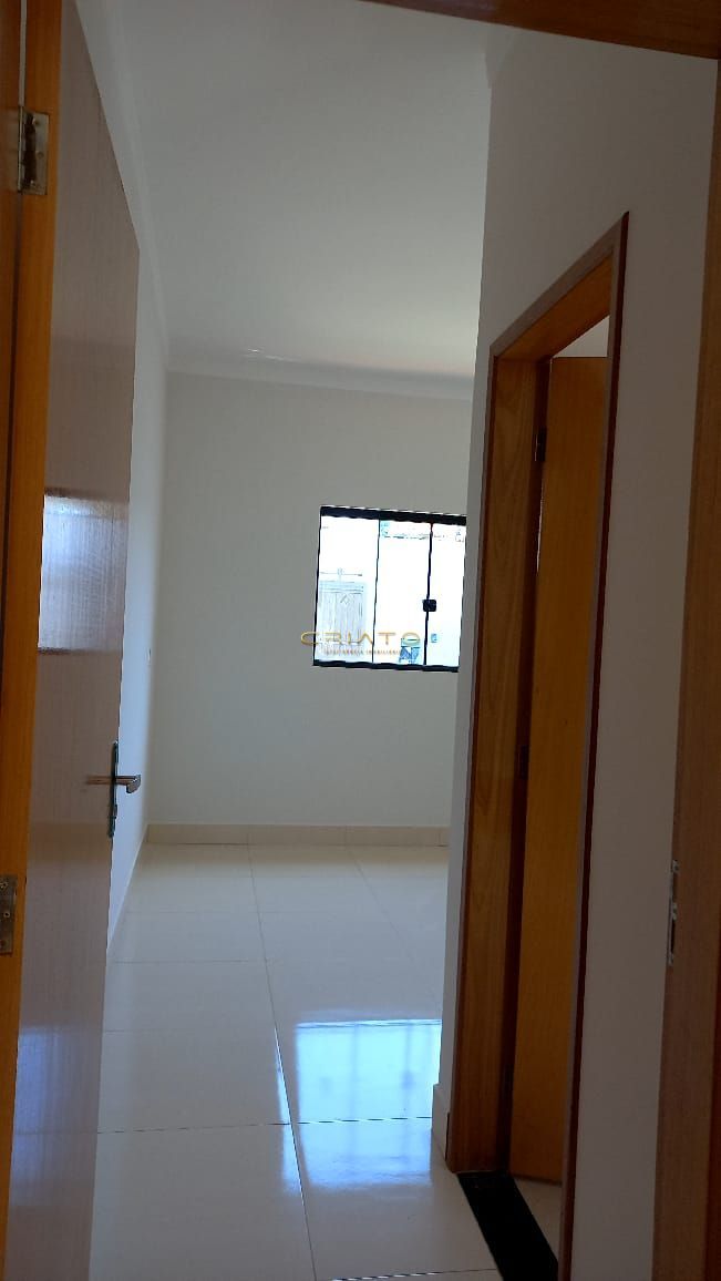 Casa à venda com 3 quartos, 90m² - Foto 14