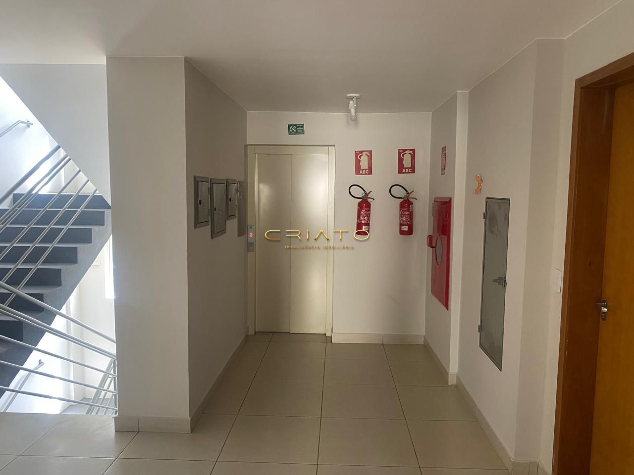 Apartamento à venda com 1 quarto, 28m² - Foto 11