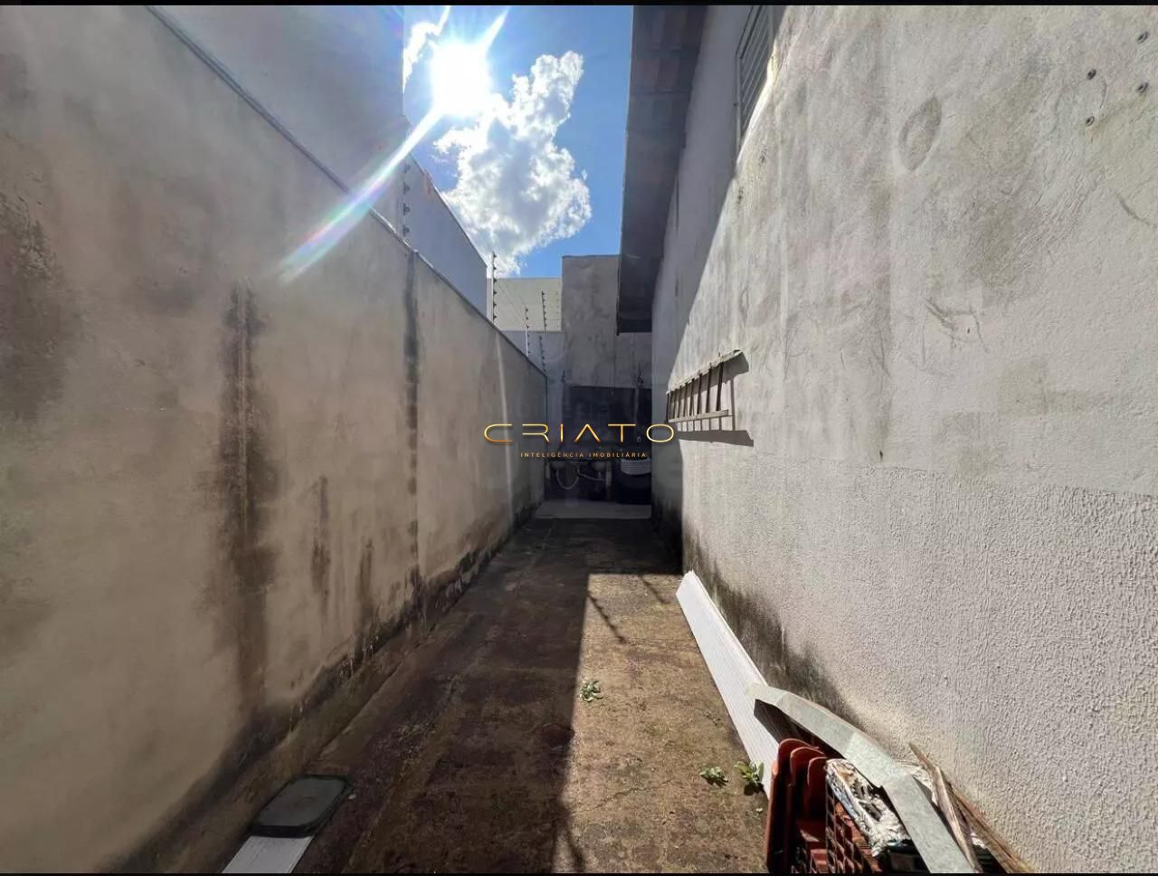 Casa à venda com 2 quartos, 100m² - Foto 14