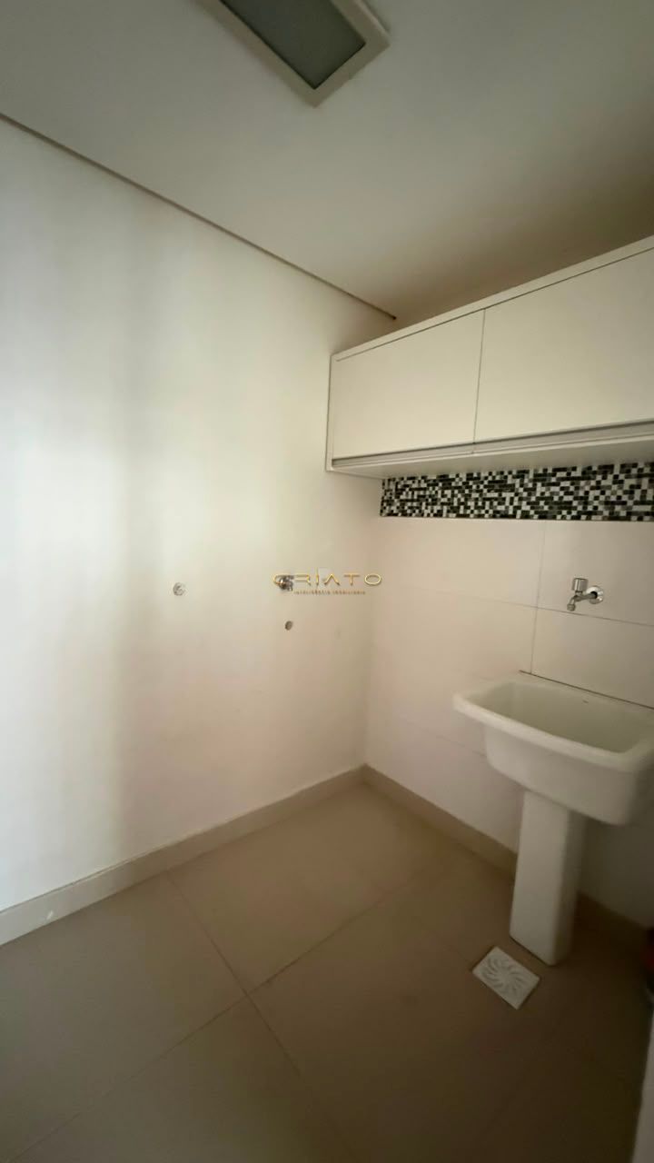 Riviera di san lorenzo - apto de 2/4 sendo 1 suíte com 111m²