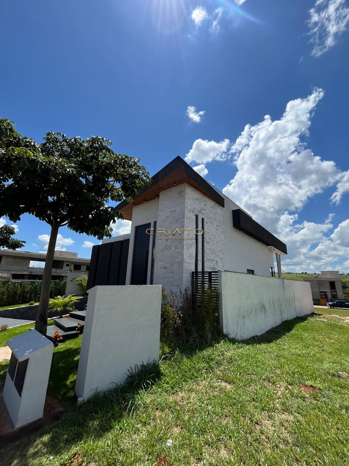 Casa de Condomínio à venda e aluguel com 4 quartos, 320m² - Foto 29