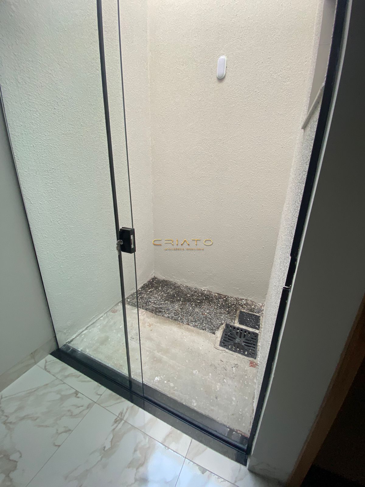 Casa à venda com 2 quartos, 70m² - Foto 10