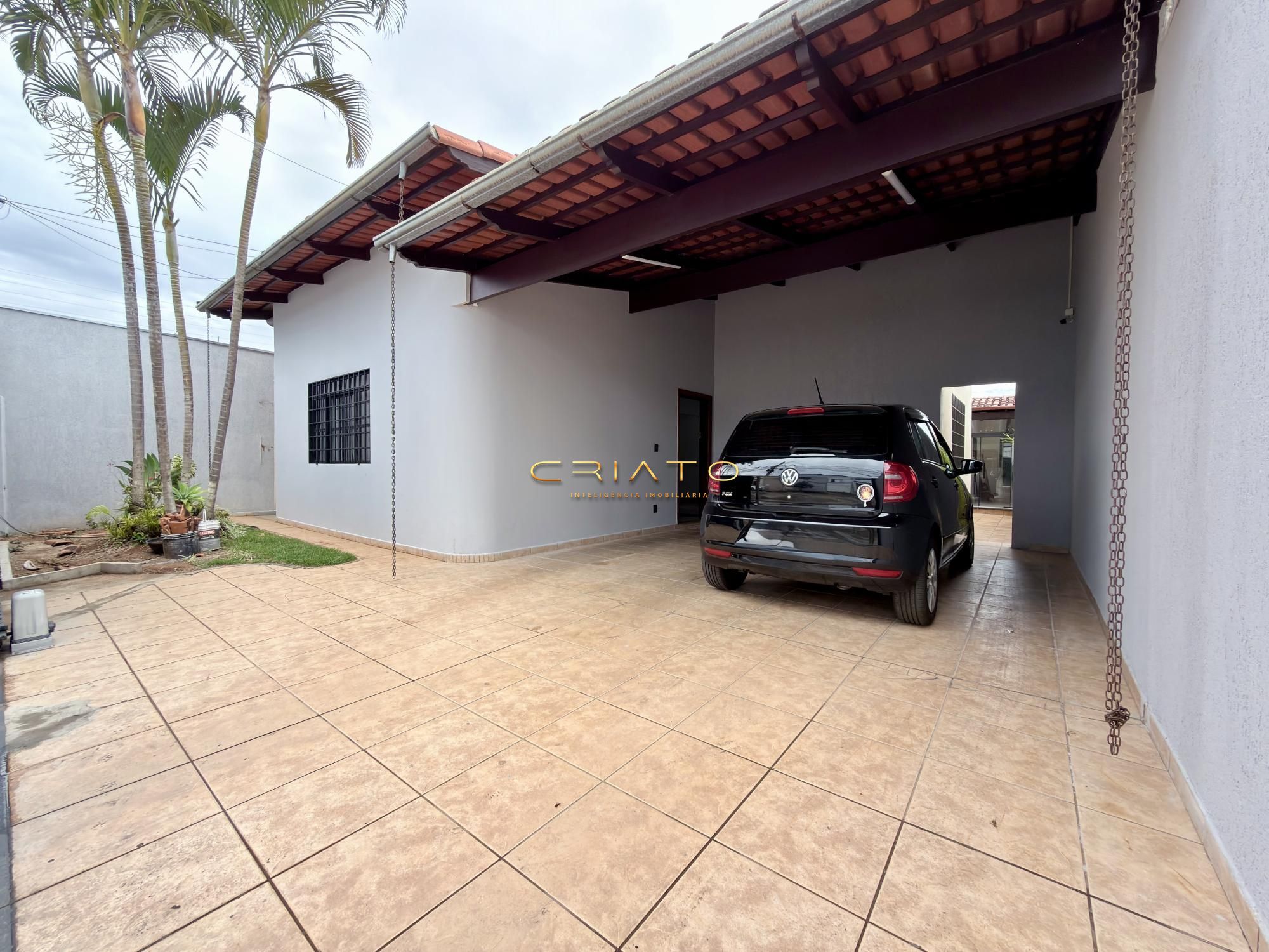 Sobrado com 4 dormitórios à venda, 215m² por R$995.000,00; a