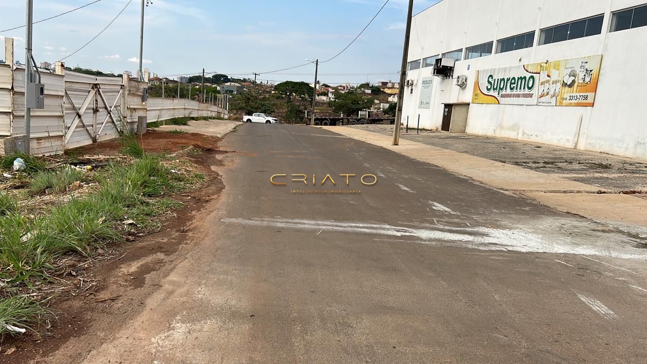 Terreno à venda, 300m² - Foto 1