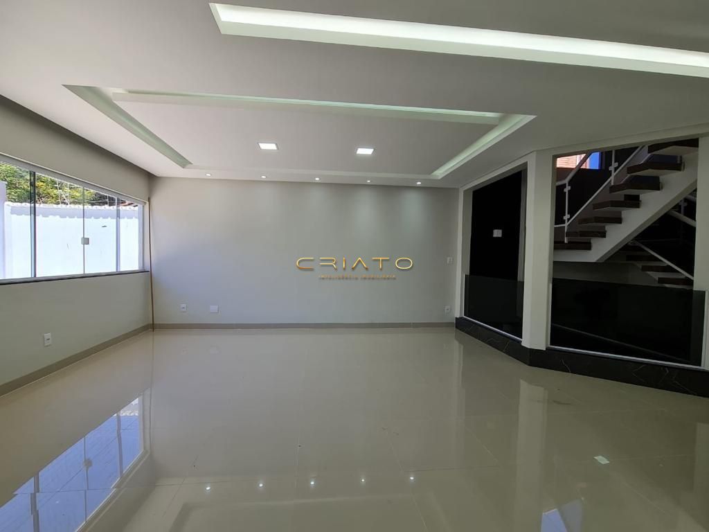 Sobrado à venda com 4 quartos, 344m² - Foto 19