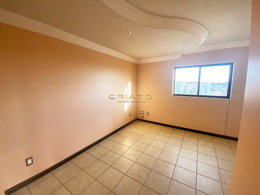 Apartamento à venda com 3 quartos, 127m² - Foto 14