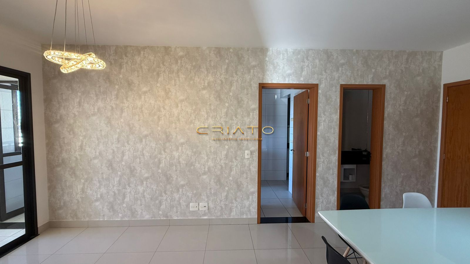 Apartamento à venda com 3 quartos, 104m² - Foto 2