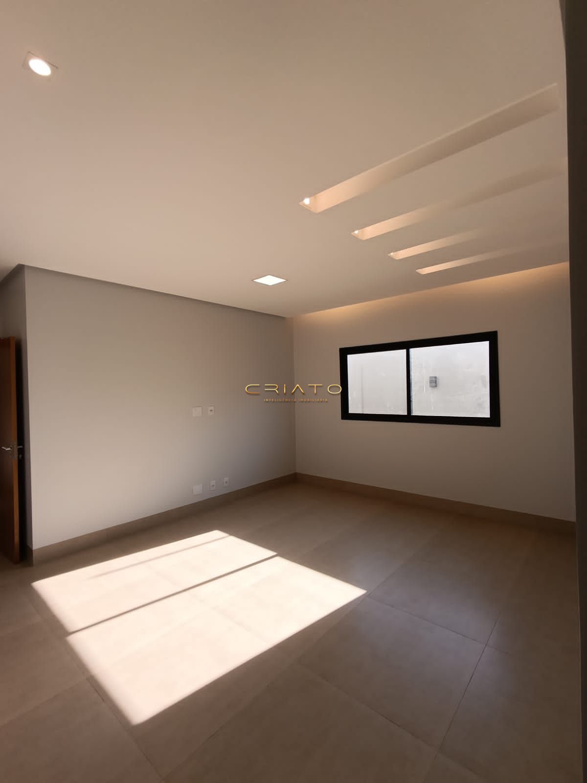 Casa à venda com 3 quartos, 210m² - Foto 8