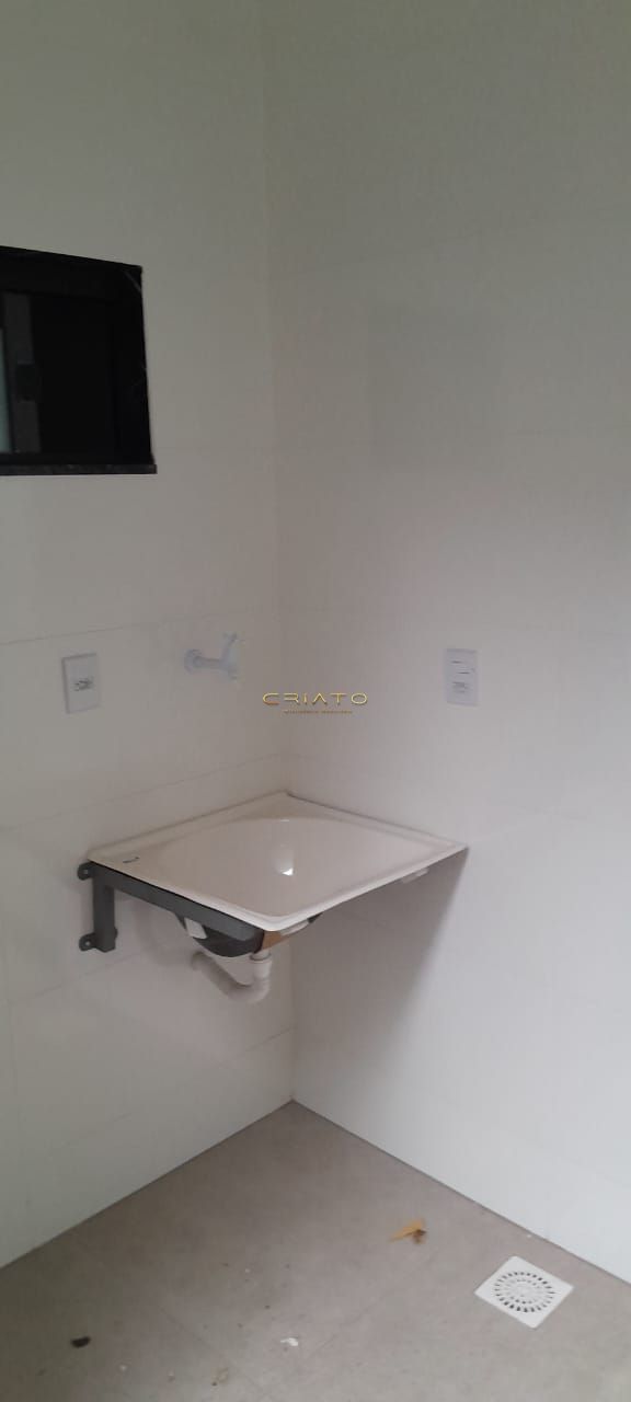 Casa com 3 Dormitórios à venda, 105 m² por R$ 370.000,00 Casa com 3 Dormitórios à venda, 105 m² por R$ 370.000,00