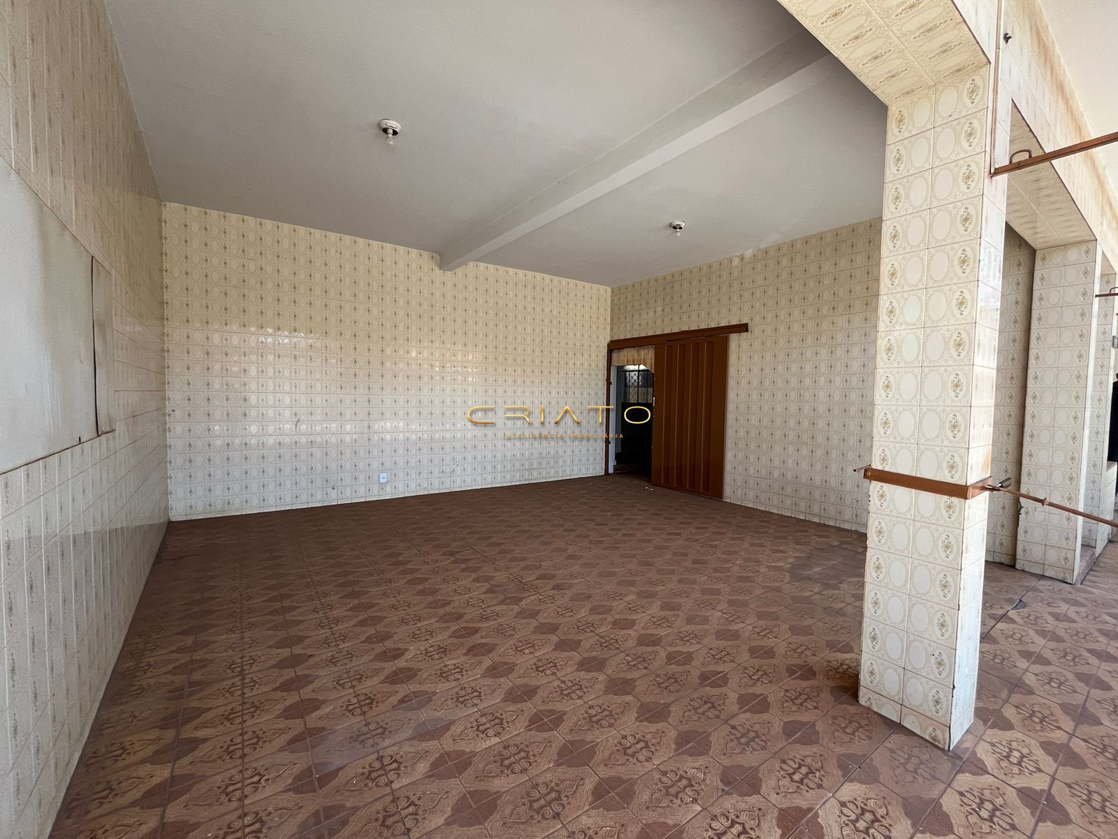 Casa para alugar com 3 quartos, 279m² - Foto 2