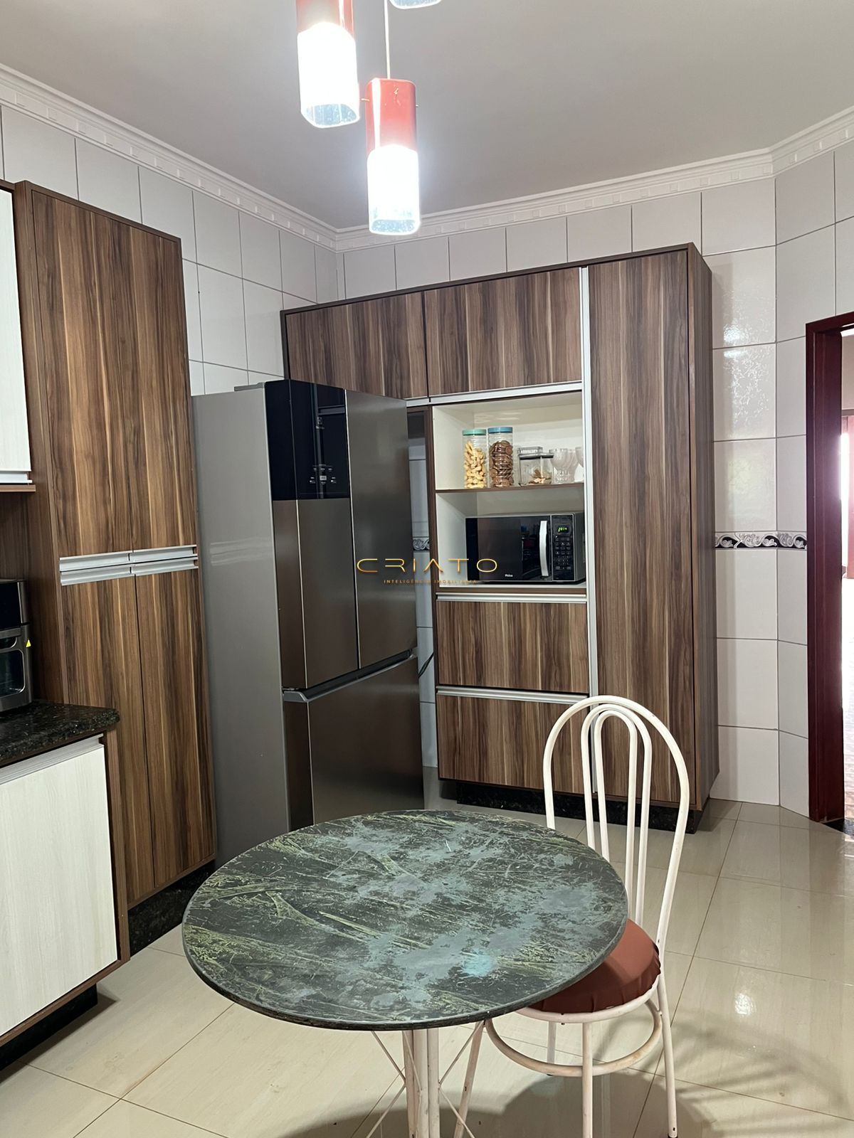 Casa, 3 quartos, 250 m² - Foto 2