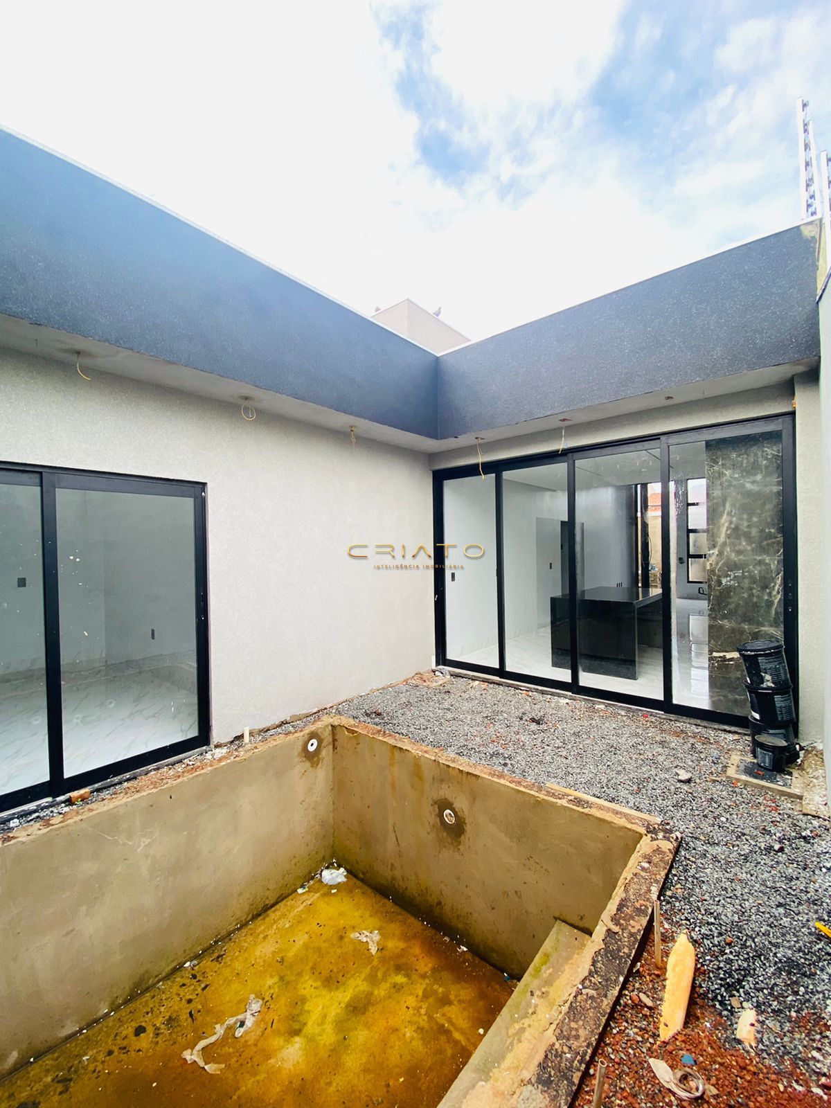 Casa à venda com 3 quartos, 200m² - Foto 14